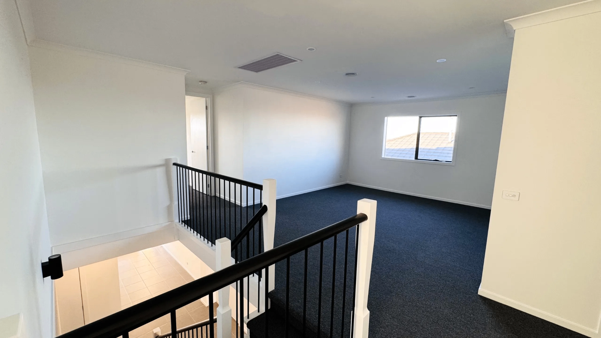 Upstairs landing and retreat